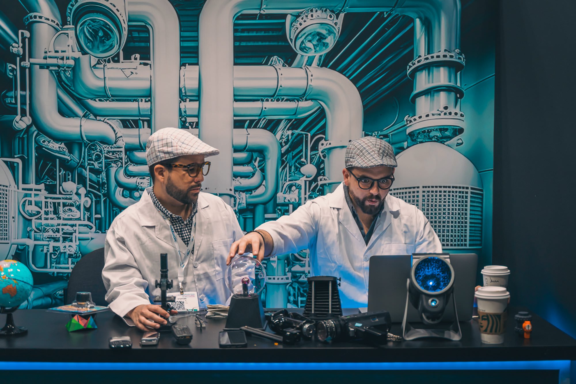 MalPensando scientists inside IPEX Innovation Lab